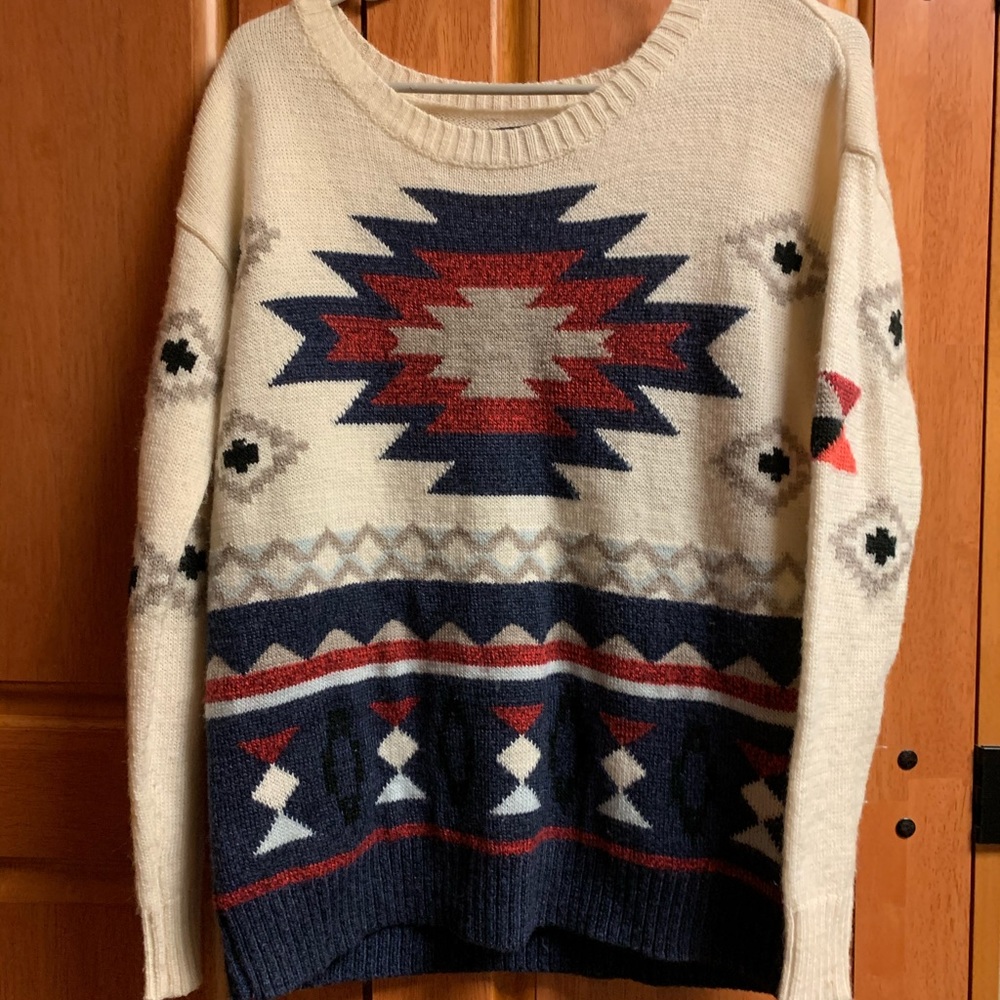American Eagle Sweater